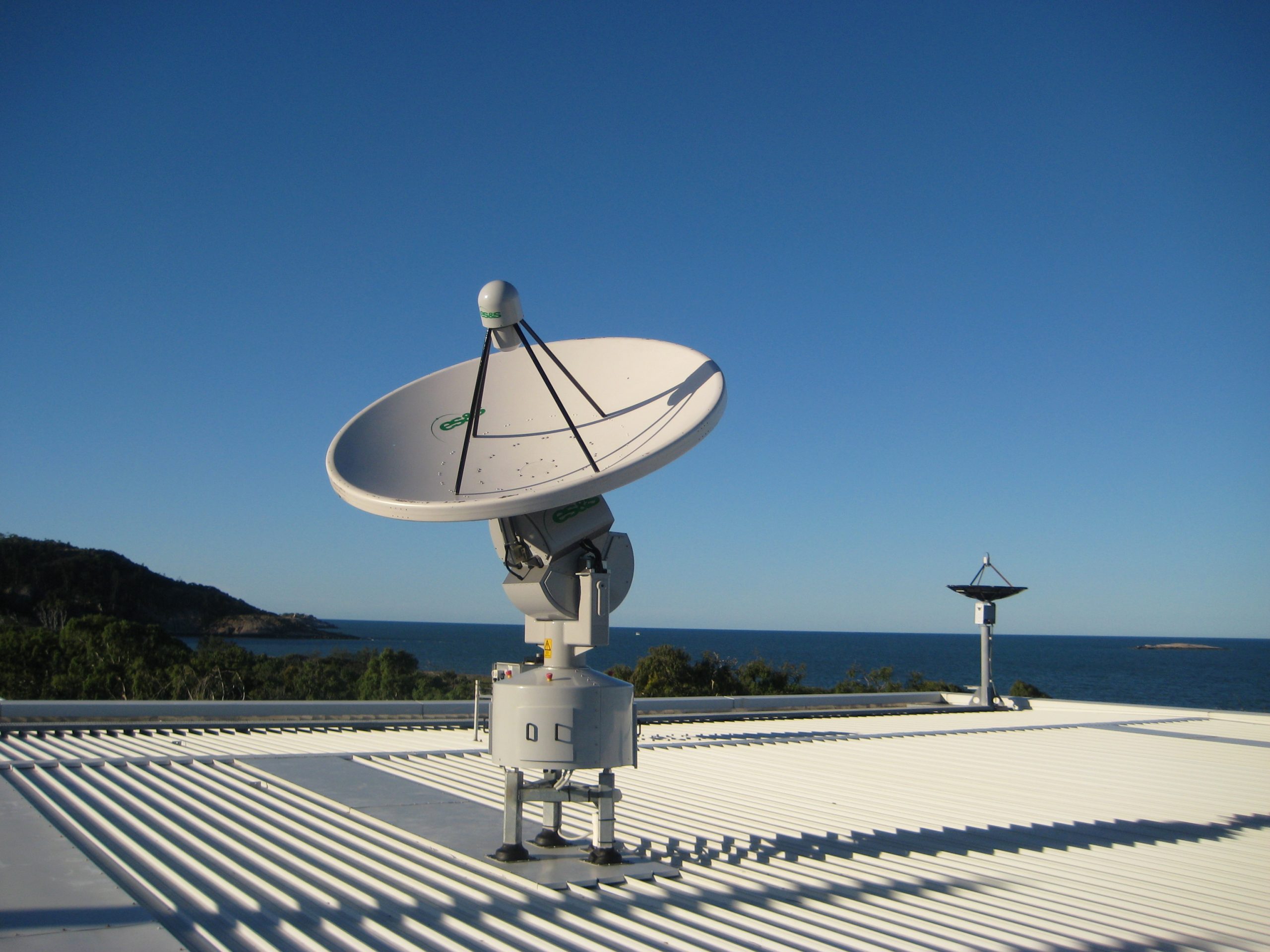 Oberon-XL and Oberon-XLE – Polar-Orbiting Satellite Tracking and Reception